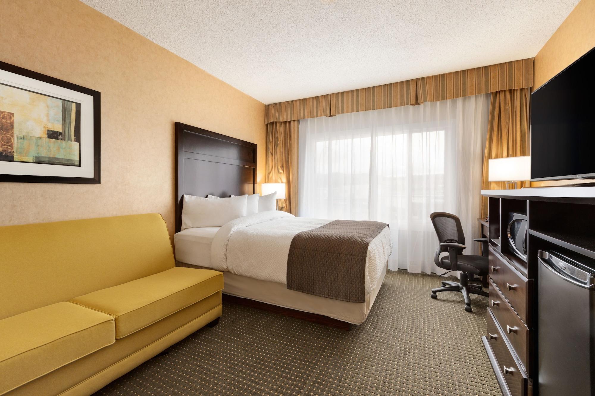 Days Inn By Wyndham Cranbrook Conference Centre Exterior foto