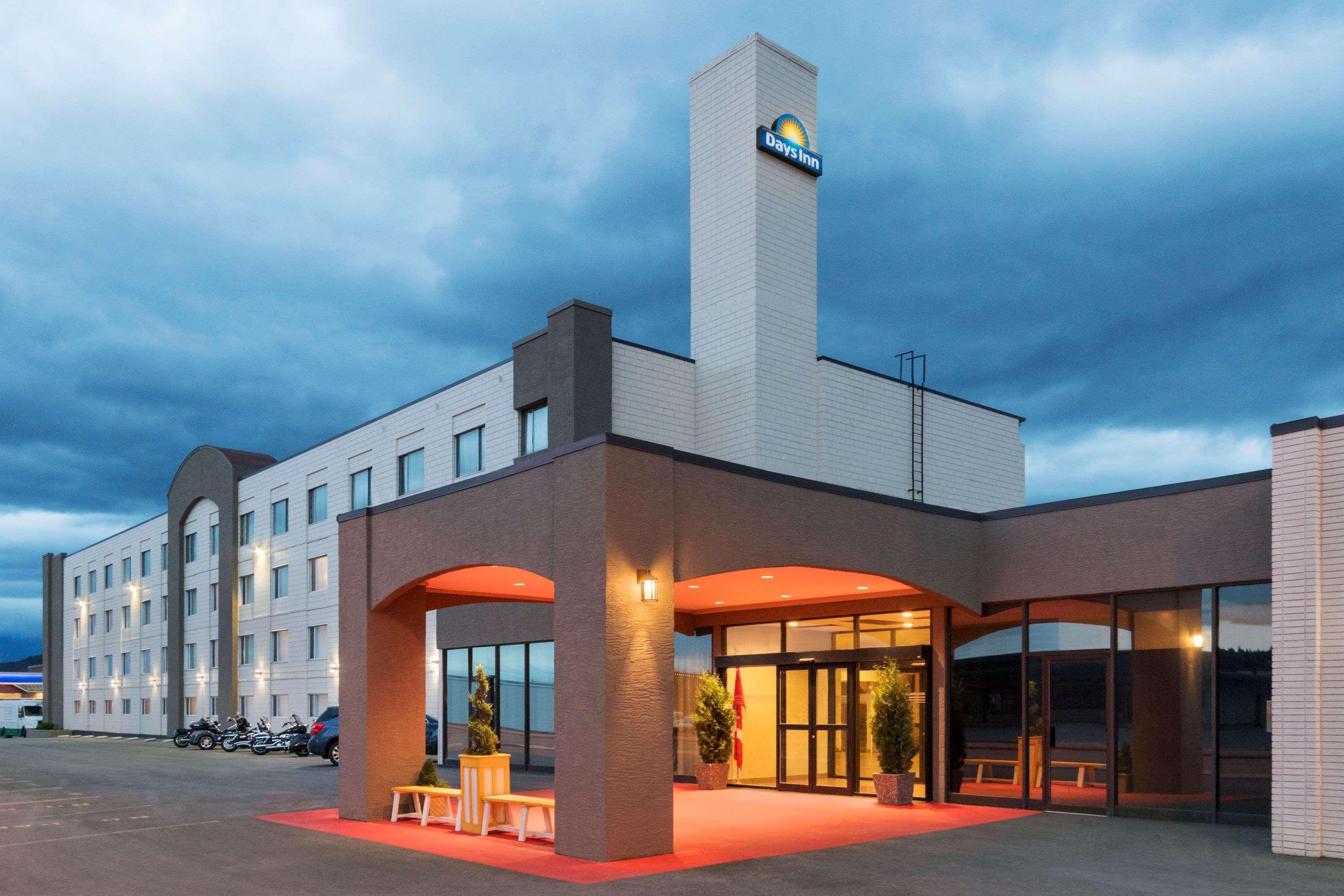 Days Inn By Wyndham Cranbrook Conference Centre Exterior foto